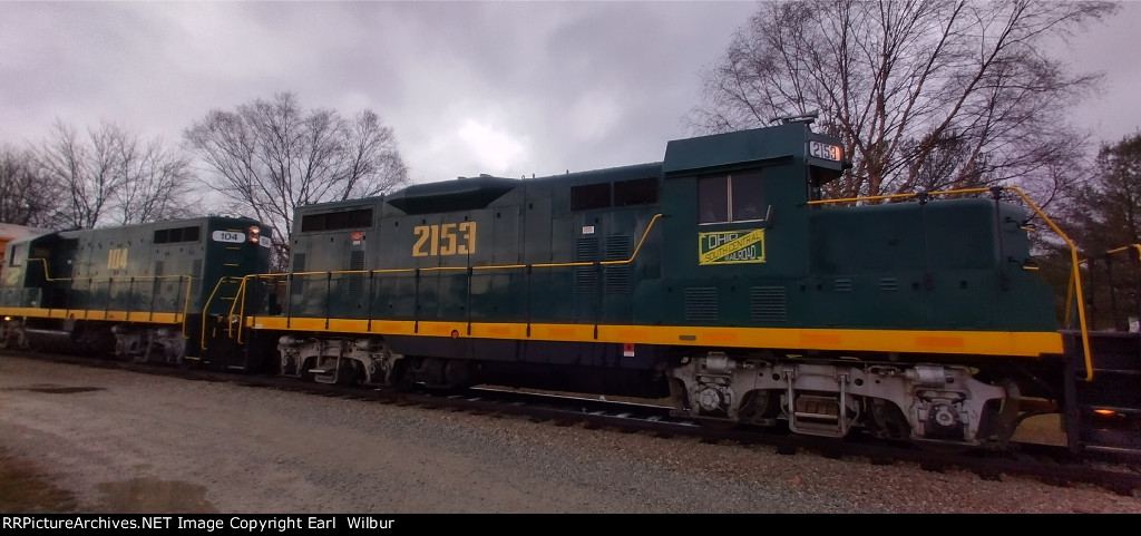 Ohio South Central Railroad (OSCR ) 2153 & 104